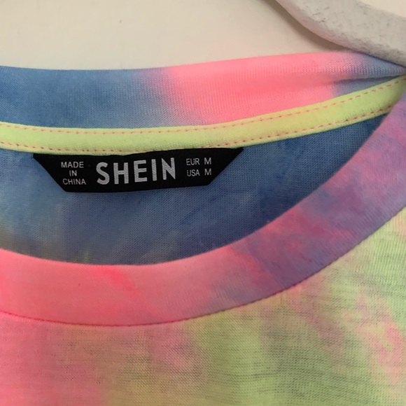 Shein tie dyed crop top - Picture 3 of 3